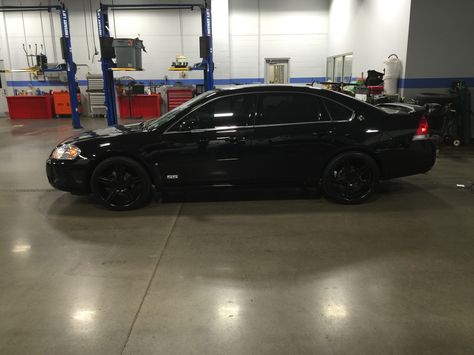 2006 Chevy Impala SS Black on Black with 35,000 miles. Black 20 in Helo 885 Black wheels 2006 Impala, Dodge Charger Models, 2012 Chevy Malibu, Cars 2006, Chevy Impala Ss, Chevy Ss, Chevy Monte Carlo, Impala Ss, Chevy Malibu