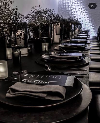 Black Birthday Dinner Decor, Black Tie Affair Prom Theme, All Black Table Decor, All Black Birthday Dinner, Black Dinner Table Decor, Black And White 30th Birthday Party, Dark Feminine Party, Wedding Table Decorations Black, All Black Dinner Party Decor