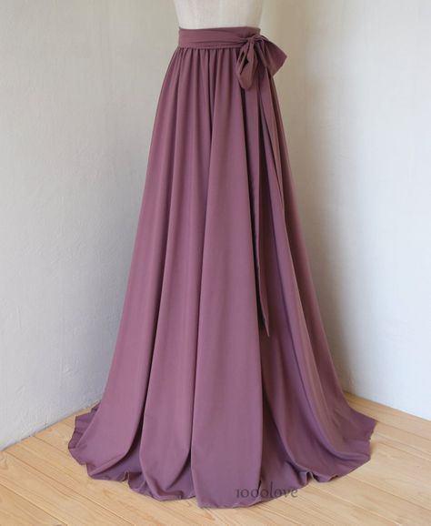 Floor-length Georgette Skirt Set For Party, Elegant Floor-length Georgette Skirt Set, Floor-length Georgette Skirt, Evening Flowy Full-length Maxi Skirt, Long Maxi Skirt Outfits, Flowy Chiffon Floor-length Maxi Skirt, Georgette Skirt, Wedding Skirt, Blogger Street Style