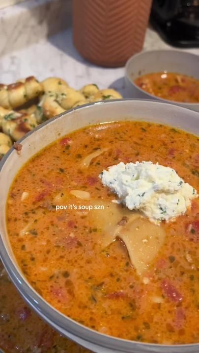 TikTok · Pishalia Garlic Knots, Soul Food Dinner, One Pot Dinner, Easy Soup Recipes, Healthy Soup Recipes, Food Videos Cooking, Interesting Food Recipes, Food Cravings, Soul Food