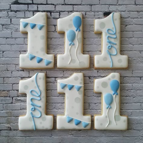 First Birthday Cookies, Balloon Cookies, 8 Number, Happy 1st Birthday, 1st Birthday Cakes, Fondant Cookies, Return Gifts, Baking Pastry, Baby Birthday Cakes