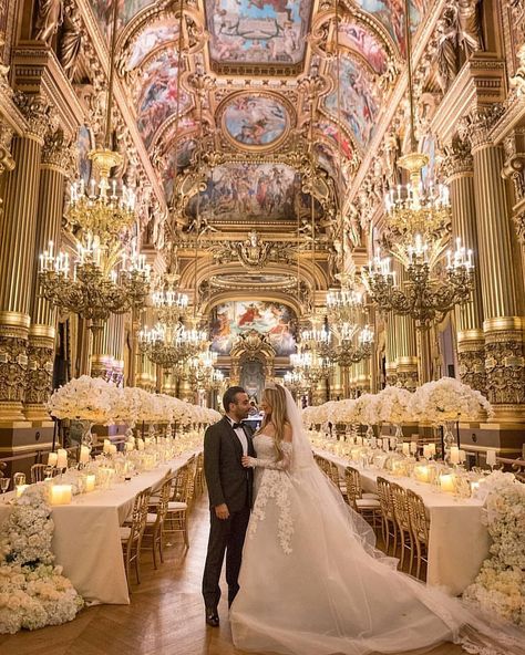 When in Paris... What a photo!! 😍 Wedding Dress | @zuhairmuradofficial Planner | @mc2monamour RP | @lebaneseweddings . . . . . . . ___… Paris Opera House Wedding, Paris Wedding Venues, Rich Wedding, Chateau Wedding France, Parisian Wedding Theme, Paris Wedding Venue, Midsummer Nights Dream Wedding, Lebanese Wedding, Parisian Wedding