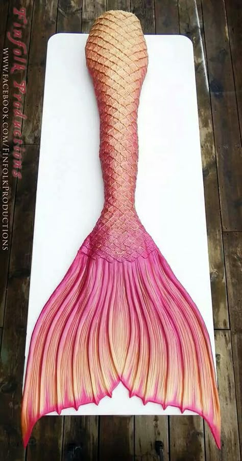 Finfolk Productions tail: gold, champagne, and pink colors :3 Finfolk Mermaid Tails, Pink Mermaid Tail, Realistic Mermaid Tails, Mermaid Things, Professional Mermaid, Mermaid Tails For Kids, Realistic Mermaid, Mermaid Fin, Silicone Mermaid Tails