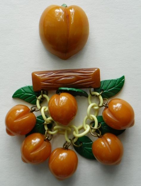 Peach Necklace, Bakelite Brooch, Bakelite Jewelry, Lucite Jewelry, Elsa Schiaparelli, Orange Leaf, Jewelry Auction, Vintage Bakelite, Orange Fruit