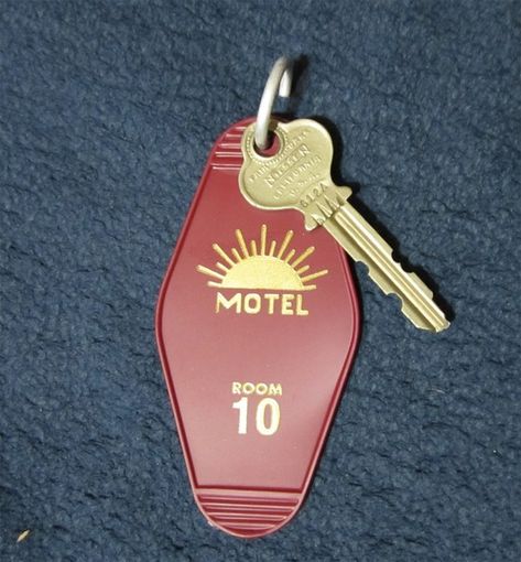 The Lost Room ~ Room 10 Key Sunshine Motel Motel Key Tattoo, Vintage Motel Aesthetic, Motel Room Aesthetic, Motel Aesthetics, 70s Motel, Motel Aesthetic, Cheap Motels, Tessa Bailey, Motel Key