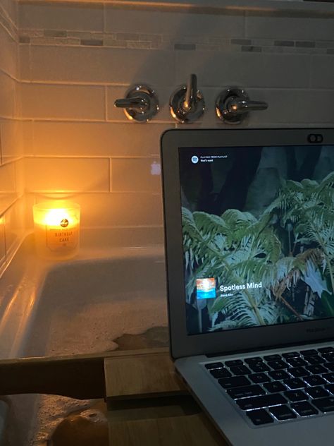 Bathtub self care night clean girl aesthetic jhene aiko relaxing vibes Jhene Aiko Playlist Cover, Jhene Aiko Aesthetic, Jhene Aiko Trip, Jhene Aiko Playlists, Bed Peace Jhene Aiko, Bed Peace Jhene Aiko Lyrics, Jhene Aiko Album, Spiritual Room, Finally Happy