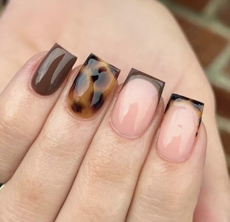 Short Nails Ideas Fall Winter, Fall Nails Shorties, Fall Nail Inspo Short Simple, Short Autumn Nails Square, Short Acrylic Nails Leopard Print, Square Nail Designs Autumn, Very Short Nails Ideas Winter, Fall Mani And Pedi Combos, Short Nails For Thanksgiving