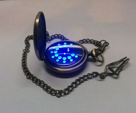 Digital Pocket Watch, Watches Women Black, Diy Led, Led Watch, Pocket Watch Antique, Led Diy, Steampunk Accessories, Used Watches, Magical Jewelry