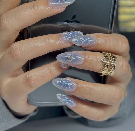 Blue Tropical Nails, White Short Nails Ideas, Frosty Blue Nails, Short Nails Ideas Blue, Frosty Nails, Classy Summer Nails, Blue And Silver Nails, Nail Summer, Light Blue Nails