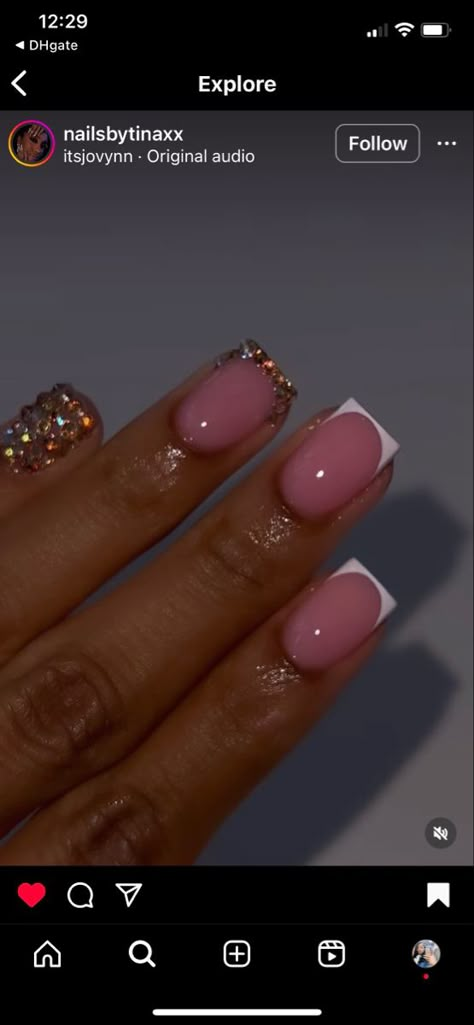 Small Nails Glitter, Overlay With Tips Nails, Super Short Gel X Nails, Nail Design One Finger, Cute Classy Nails Short, Minimal Square Nails, Nail Looks For Short Nails, Gliterry Nails Design Short, Nail Art Designs Natural Nails