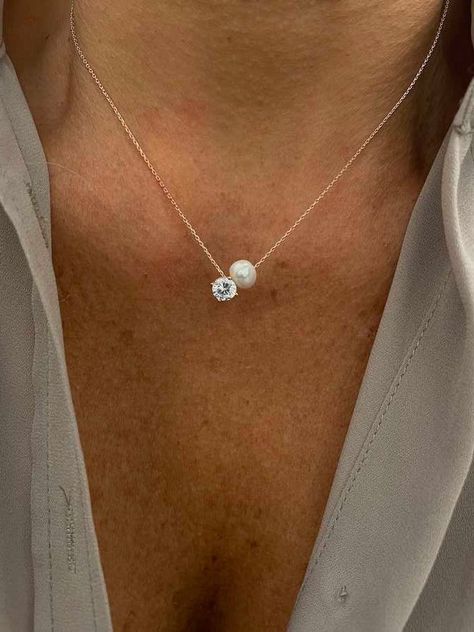 Tiny Pearl Necklace, Choker Pearl, Jewelry Minimal, Pearl Necklace Choker, Simple Pearl Necklace, Single Pearl Necklace, Wedding Necklaces, Single Pearl, Pearl Chain Necklace