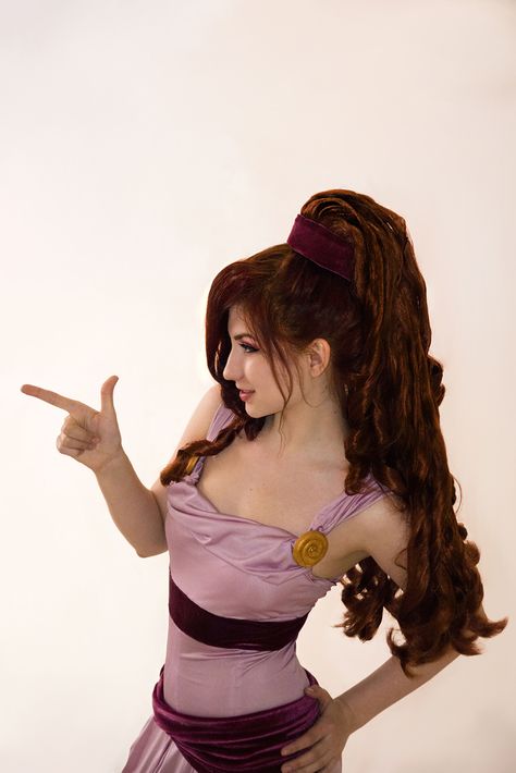 Megara Cosplay By Joshou Follow cosplayfanatics.tumblr.com for more cosplay Megara Cosplay, Meg Hercules, Bumbo, Epic Cosplay, Disney Cosplay, Face Characters, Cosplay Tips, Disney Costumes, Amazing Cosplay