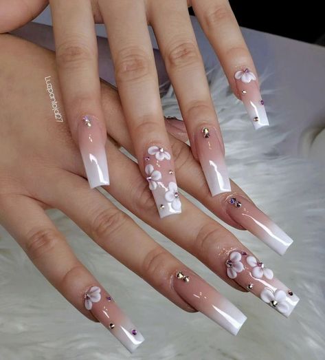 Baddie Nails Medium Length, Medium Length Nails, Decoration Nails, Length Nails, Nails Medium Length, Aesthetic Nail, Art 2022, 2023 Nails, Art 2023