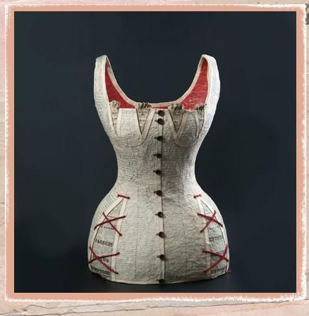 paper mache bodice - Google Search Paper Mache Corset, Paper Corset, Paper Mache Dolls, Making Paper Mache, Paper Clothes, Paper Dress, Paper Mache Art, 18th Century Fashion, Dress Forms