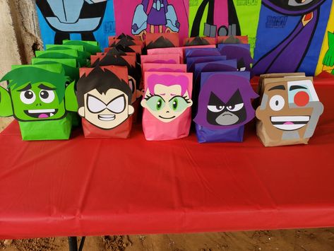 Teen Titans Go Party, Teen Titans Birthday Party, Bday Party Theme, Teen Titan, Baby Shower Diaper Cake, Baby Shower Diapers, Teen Titans Go, 6th Birthday Parties, Theme Party Decorations