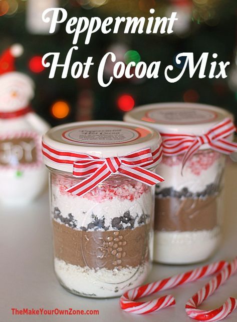 Peppermint Hot Cocoa Layered Mix - The Make Your Own Zone Peppermint Hot Chocolate Mix, Hot Chocolate In A Jar, Mix In A Jar, Peppermint Hot Cocoa, Jar Food, Peppermint Hot Chocolate, Mason Jar Meals, Hot Cocoa Mixes, Hot Chocolate Mix