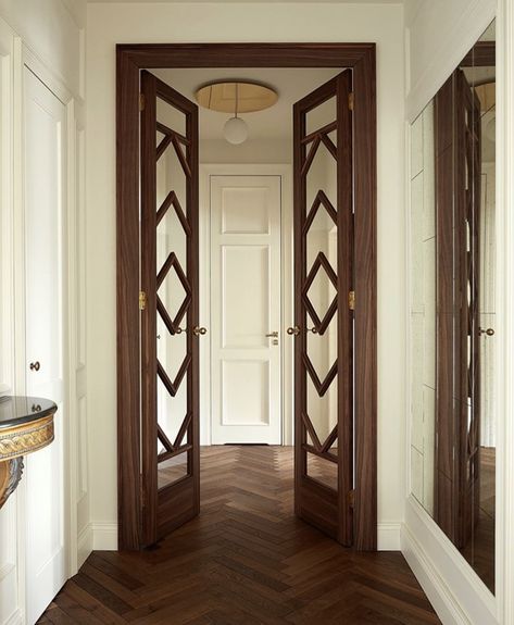 These doors!!! Salon Art Deco, Herringbone Floor, Pierre Frey, Decoration Inspiration, Interior Deco, Art Deco Interior, The Doors, Warsaw, Decoration Design