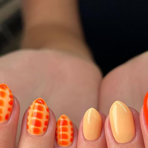 Orange Croc Print Nails, Orange Snake Nails, Orange Blooming Gel Nails, Red Snake Skin Nails, Orange Crocodile Nails, Orange Croc Nails, Snake Print Nails Acrylic, Snake Skin Nails Designs, Alligator Nails