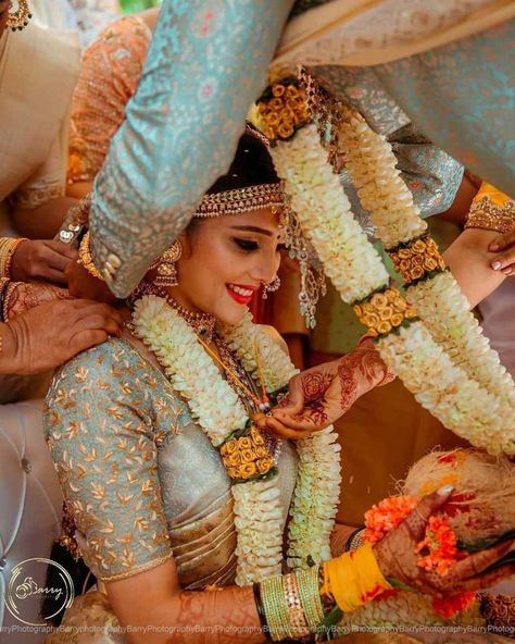 Darling Krishna and Milana Nagaraj’s wedding pictures! | Fashionworldhub Milana Nagaraj Wedding, Darling Krishna And Milana Nagaraj, Milana Nagaraj, Arrange Marriage, Indian Wedding Garland, Indian Wedding Poses, Indian Marriage, Indian Wedding Photography Couples, Marriage Photos