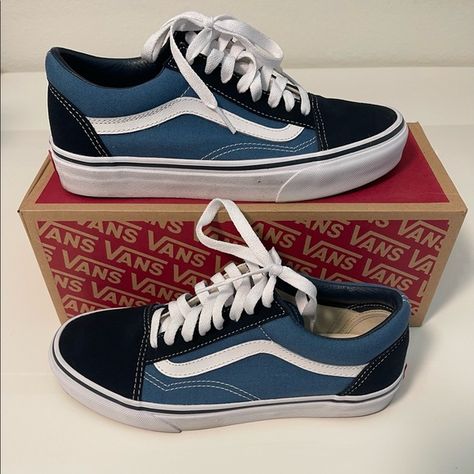 Vans Old Skool Navy. Size 8.0 Vans Old Skool Navy, Shoe Rotation, Vans Old School, Collection Ideas, Van Doren, Vans Authentic, Dream Shoes, Vans Old Skool, Side Stripe