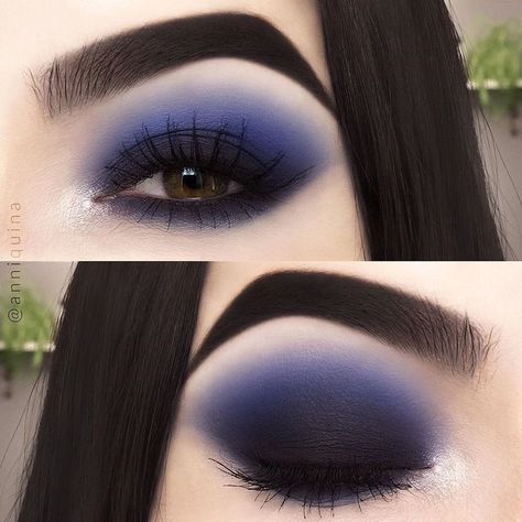 Colorful Smokey Eye Makeup, Black And Blue Eyeshadow, Blue Black Makeup, Make Up Designs, Blue Smokey Eye, Essence Makeup, Smink Inspiration, Essence Cosmetics, Mascara Waterproof