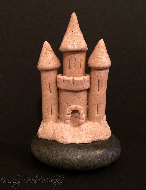 Polymer clay sand castle Polymer Clay Castle, P0lymer Clay, Pottery Castle, Clay Castle, Sandcastle Cake, Magic Sand, Disney Diy Crafts, Clay Fairy, Sand Castles