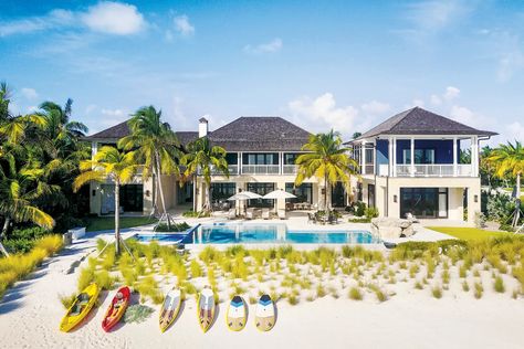 Wealthy buyers snap up luxury villas in the Caribbean and Mexico Beach Mansion, Caribbean Homes, Caribbean Luxury, Ocean Club, Infinity Edge Pool, Mexico Beach, Luxury Getaway, Hotel Amenities, Caribbean Beaches