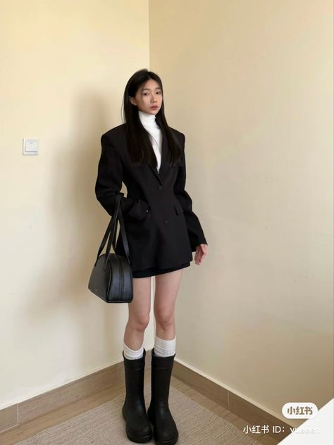 Fashion Top Outfits, Korean Casual Outfits, Everyday Fashion Outfits, Stylish Work Outfits, Kpop Fashion Outfits, 가을 패션, Korean Outfits, Casual Style Outfits, Teen Fashion Outfits