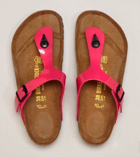 birkenstock sandals from american eagle Birkenstock Sandals, Cute Sandals, Comfy Shoes, Birkenstock Shoes, Mens Outfitters, Birkenstock Gizeh, Looks Style, Shoe Style, Sandals Summer