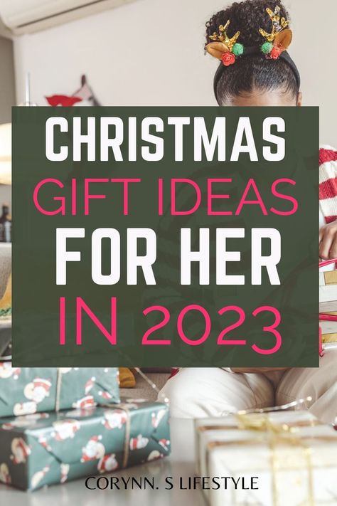 photo of a girl opening Christmas gifts. Christmas gift ideas for her 2023. Girls Gift Exchange, Women Christmas Gift Ideas, Xmas List Ideas, Trending In 2023, Quick Christmas Gifts, Unique Christmas Gift Ideas, Christmas Gift Ideas For Women, Christmas Presents For Her, Affordable Christmas Gifts