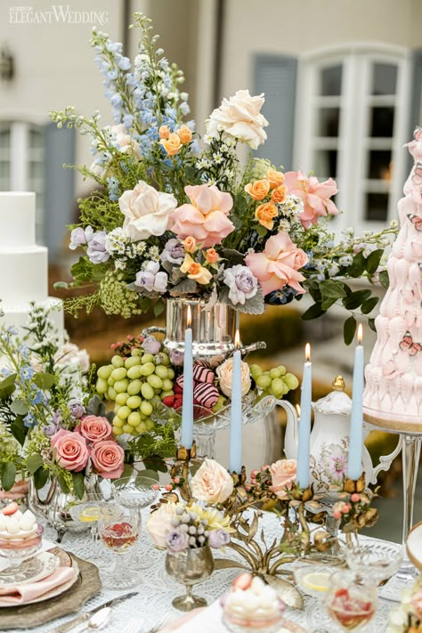 Garden Party Bridal Shower, Romantic Theme Wedding, Bridal Shower Inspo, Garden Bridal Showers, Boho Chique, Tea Party Wedding, Bridal Tea, Tea Party Bridal Shower, Bridal Shower Tea