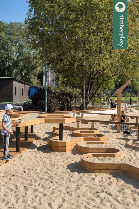 Bring the excitement of a construction site to your children's playground with the Conveyor Track! Designed with small children in mind, this sand playground features a regular design and easily understandable functions that don't require excessive force. Rubber stoppers ensure controlled speed, while installed stations allow for proper dumping of containers. The "points" connecting tracks in different directions make it easy to create an individualized installation. Sandbox Design, Sand Playground, Sensory Playground, Rubber Playground Flooring, Workshop Architecture, Playgrounds Architecture, Rubber Playground, Playground Flooring, Outdoor Play Spaces