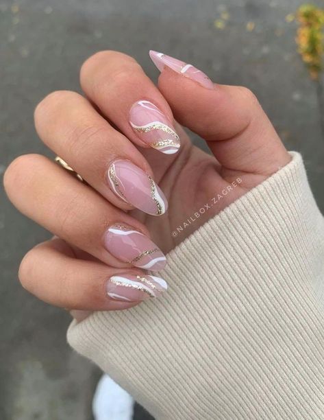 Abstract Nails With Glitter, Simple Sparkle Nail Designs, Simple Festive Nails Acrylic, Glitter Line Art Nails, Acrylic Nails Festival, Glitter Edge Nails, Glitter Lines Nails, Pink Nailart Glitter, Sparkle Line Nails