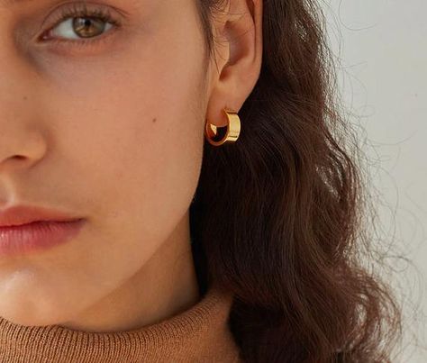 Thick Hoop Earrings, Small Gold Hoop Earrings, Diamond Huggie Earrings, Infinity Earrings, Small Gold Hoops, Chunky Earrings, Tassel Drop Earrings, Stylish Earring, Earrings Minimalist