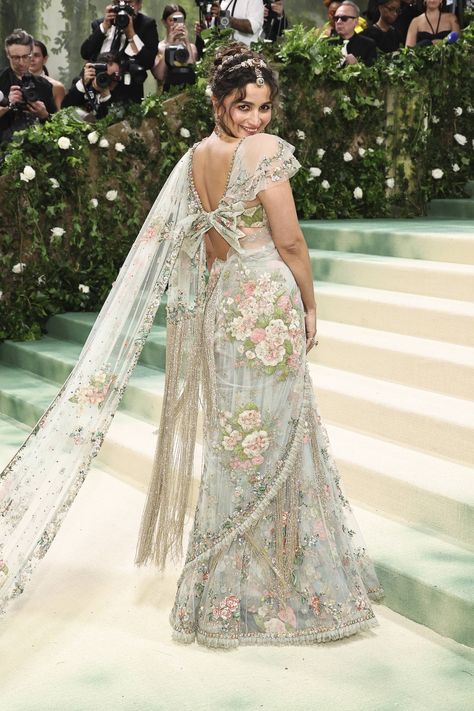 Alia Bhatt Met Gala, Gaurav Gupta Gowns, Reawakening Fashion, Fashion In New York, Colman Domingo, Isha Ambani, Gala Outfits, Official Dresses, Met Gala Outfits