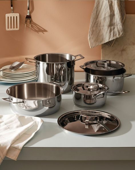 Cooking Reference, Pet Food Containers, Induction Cooking, Kitchen Spoon, Cookware Set Stainless Steel, Jasper Morrison, Cocktail Glassware, Stainless Steel Pot, Pots And Pans Sets