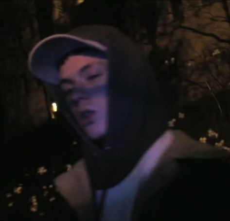 Bladee Pfp, Drain Gang, Yung Lean, Cant Breathe, Father And Son, Rappers, Gravity, Drain, First Love