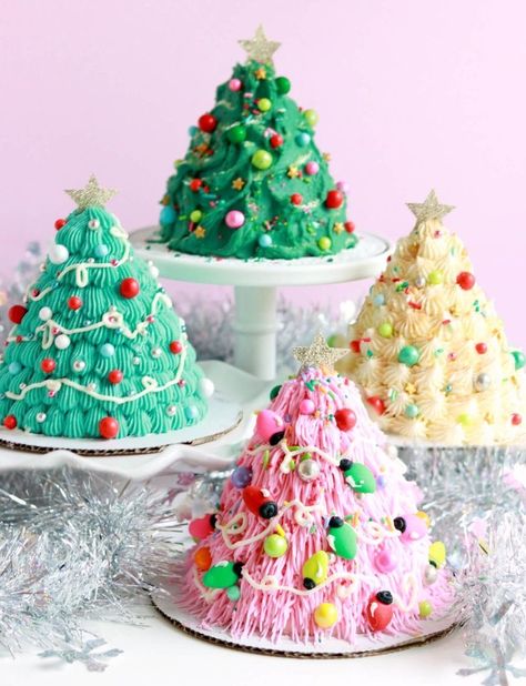 Hot Cocoa Cake Recipe, Caramel Apple Cake Recipe, Peppermint Hot Cocoa, Cocoa Cake, Caramel Apple Cake, Christmas Cake Designs, Gingerbread Latte, Tree Cake, Christmas Tree Cake