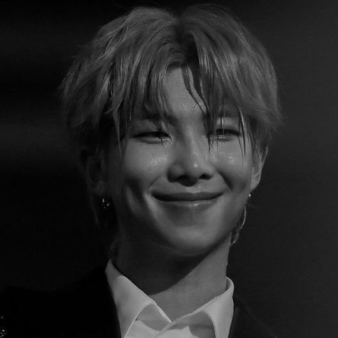 Bts Black, Bts Black And White, Bts Aesthetic, Bts Aesthetic Pictures, Kim Namjoon, Aesthetic Pictures, Bts, Black And White, Grey