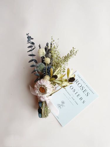 Mini Bouquets, Flower Projects, Globe Amaranth, Flower Confetti, Mini Bouquet, Sage Smudge, White Sage Smudge, Dried Bouquet, Floral Inspiration