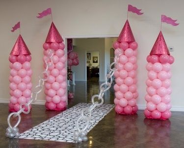 Castle Towers from Balloons.. pink and lilac for M's Sofia party 4de Verjaardag, Disney Princess Party, Birthday Party Balloon, Princess Birthday Party, Balloon Decorations Party, Princess Birthday, Princess Party, Party Balloons, Bday Party