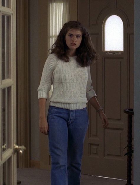 80s Movies Fashion, 80s Outfits Women, Heather Langenkamp, 1980s Outfits, 80s Womens Fashion, 80s Girl, 80’s Fashion, 80s Outfit, Movies Outfit