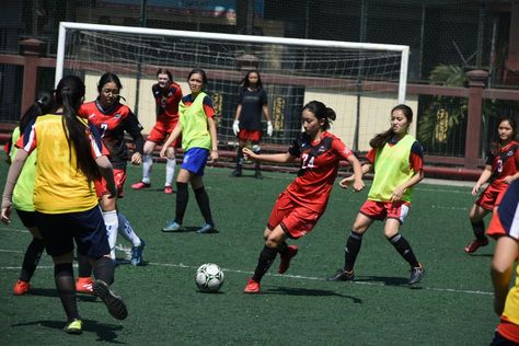 Girl Playing Soccer, Academy Football, Football Academy, Ellen White, Kyle Walker, Football Tips, Lauren James, The Beautiful Game, Between Friends