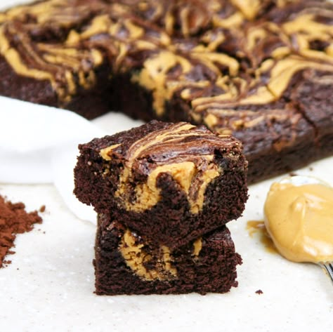 Peanut Butter Swirl Brownies | Pastry Tales Peanut Butter Brownies Recipe, Peanut Butter Swirl Brownies, Cocoa Powder Brownies, Butter Pastry, Carrot Cake Recipe Easy, Chocolate Peanut Butter Brownies, Peanut Butter Brownie, Cocoa Brownies, Mix Chocolate