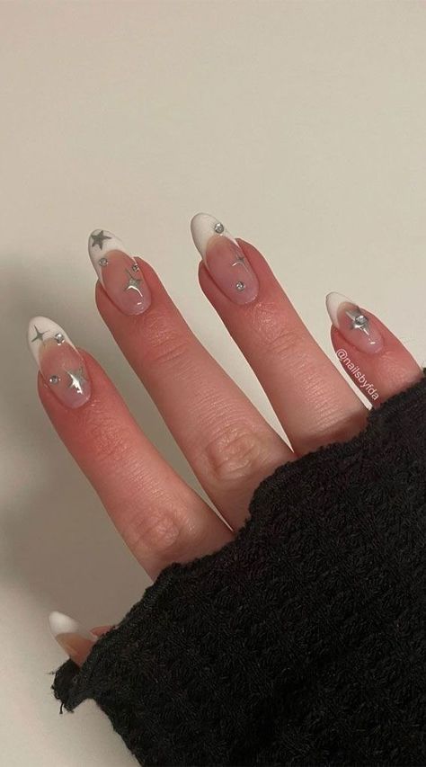 Almond French Tip Nails With Line Under, Star Manicure Ideas, Star Themed Nails Y2k, French Tip Nails With Design Y2k, Clear Star Nails Acrylic, Y2k Nails With Stars, Star Decal Nails, French Nail With Star, French Tip And Design Nails