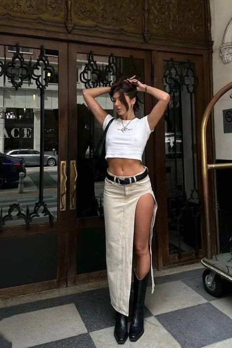 Diva Outfit Aesthetic, Latin Concert Outfit Ideas, Summer Cowboy Boots Outfit, Summer Cowboy Boots, Summer Cowboy, Boots Outfit Ideas, Cowboy Boots Outfit, High Waist Maxi Skirt, High Waisted Maxi Skirt