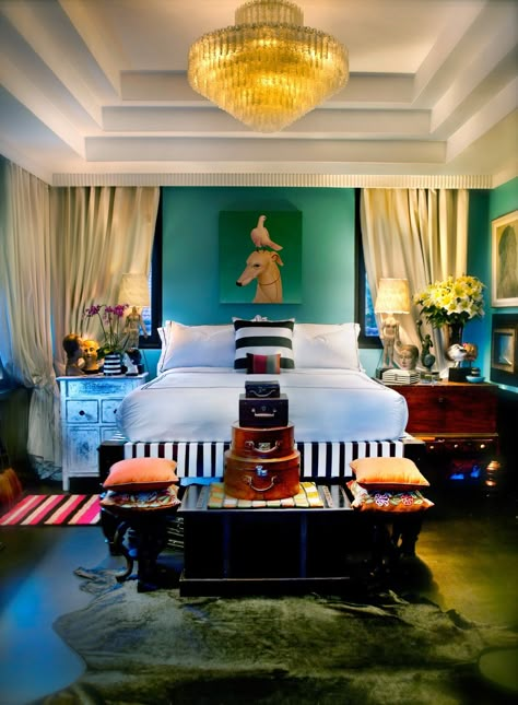 Tour the Whimsical Bangkok Home of a World-Renowned Hotel Designer | Architectural Digest Vintage Luxury Bedroom, Luxury Hotel Bedroom Design, Hotel Bedroom Layout, Loving Room Decor, Painting Room Ideas, Bedroom Whimsical, Room Colors Ideas, Hotel Bedroom Decor, Interior Design Colorful