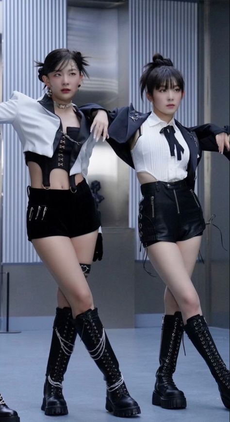 Kpop Idol Outfits Female Stage, Seulgi Stage Outfit, Red Kpop Outfits, Best Kpop Stage Outfits, Red Velvet Stage Outfits, Korean Idol Outfit Stage, Kpop Idol Stage Outfits, Red Stage Outfits, K Pop Idols Outfits