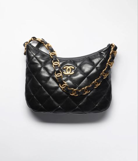 chanel hobo handbag Bag Wishlist, Purse Aesthetic, Expensive Bag, Neon Room, Mode Chanel, Chanel Store, Chanel Casual, Fashion Chanel, Chanel Official