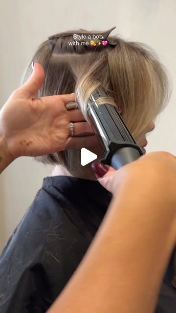 Lisa Mathews on Instagram: "I got so many questions about how I styled this bob haircut so here’s the breakdown…

First I used a round brush and @lorealpro AirLight Pro to style the face frame to give her the most volume 

Next I used @oliviagarden_int 1 1/4 curling iron (use code LisaOG2) to give her this undone wave look (tips below) 

Over direct - curl away from the face, over- directing  the hair to frame the face 

Do not curl the ends- this will give it a softer texture and will elongate the length. If you accidentally curl too much use the iron to flatten the ends. 

Use a bigger barrel curling iron, if your iron is too small it will create a tighter curl rather than a soft curl. I think the biggest mistake people make is using a smaller barrel for short hair. 

After the style coo How To Curl Long Pixie Hair, Easy To Style Bob Haircuts, How To Curl Short Straight Hair, How To Curl The Ends Of Your Hair, Curling Short Hair With Curling Iron, How To Curl A Bob Haircut, Ways To Style Bob Haircut, Soft Wave Bob, Big Barrel Curling Iron